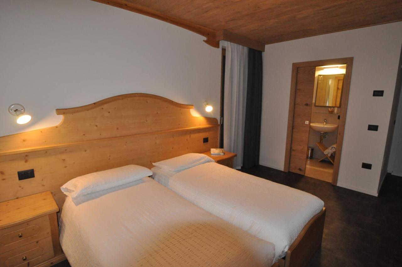 Albergo Alpino Vermiglio Exteriör bild