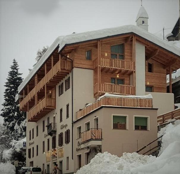 Albergo Alpino Vermiglio Exteriör bild