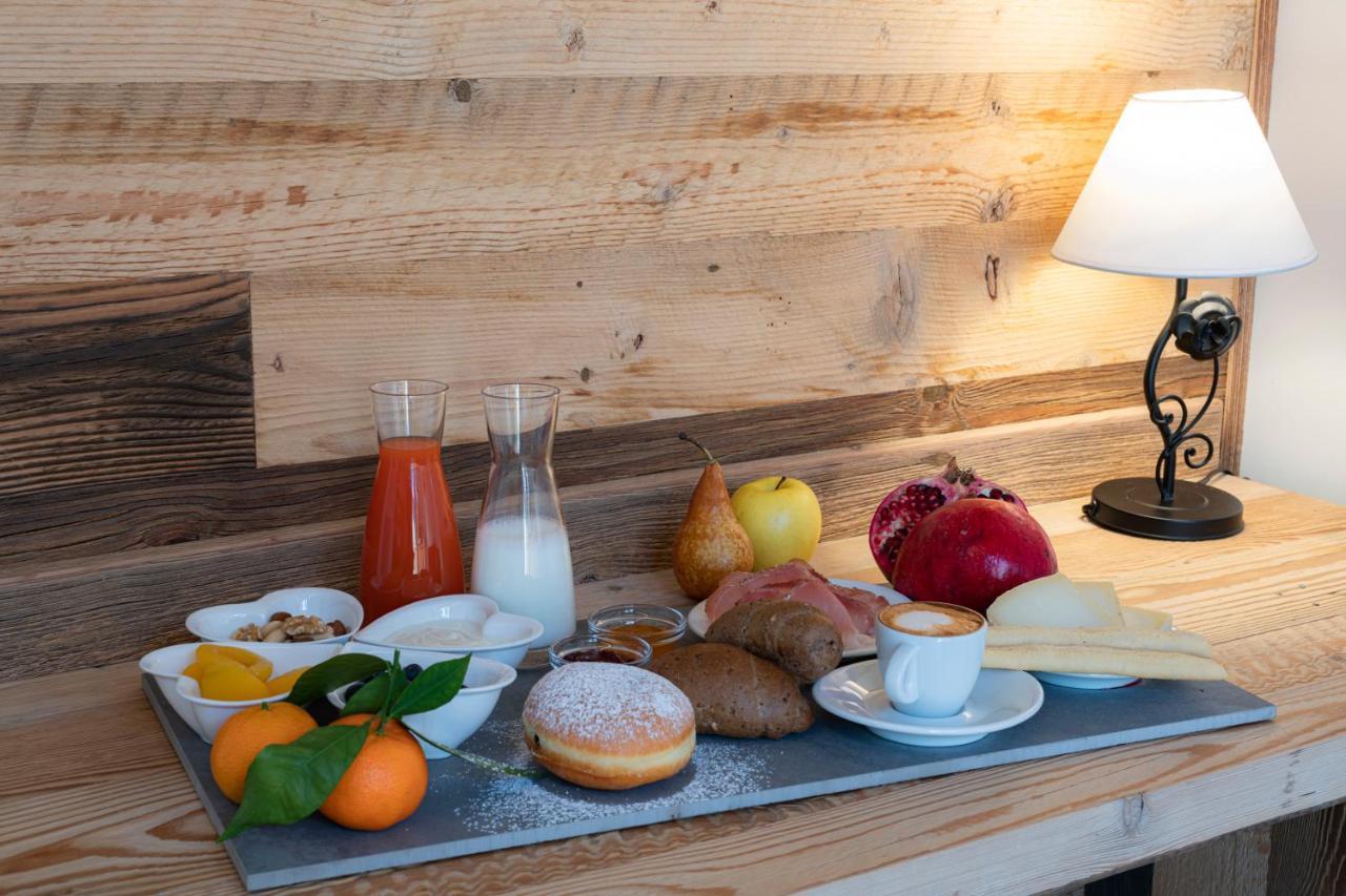 Albergo Alpino Vermiglio Exteriör bild