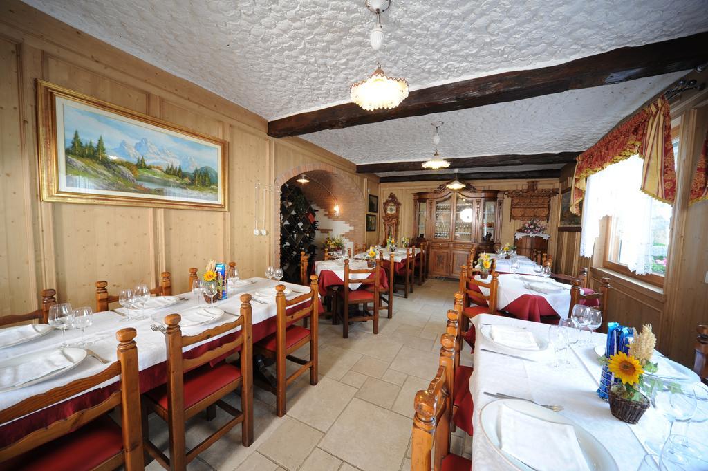 Albergo Alpino Vermiglio Exteriör bild